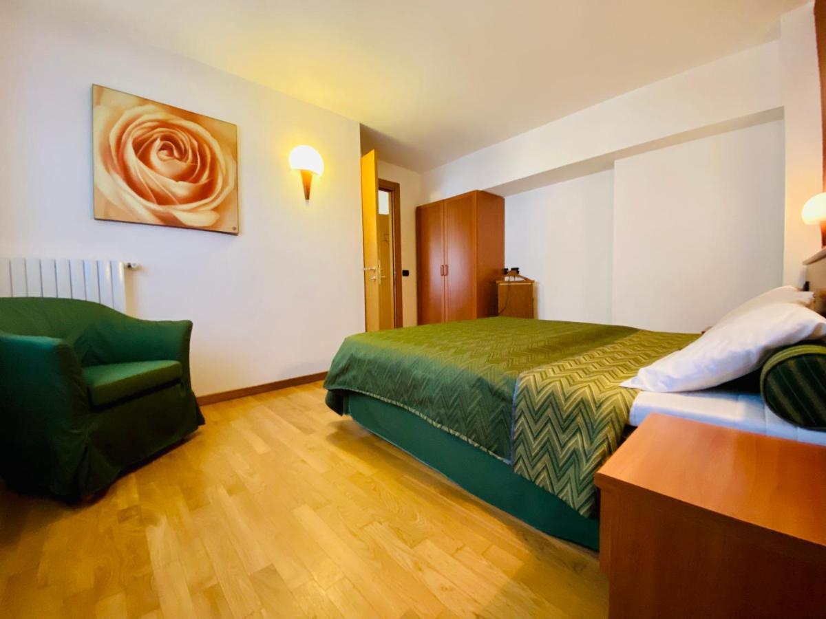 Residence Pizzo Scalino Chiesa in Valmalenco Zewnętrze zdjęcie